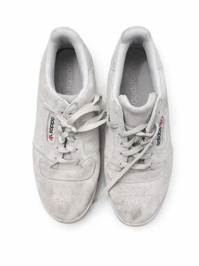 adidas Men’s Light Gray Suede Low-Top Sneakers
